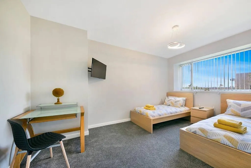 Faulds Crescent Lodge ✪ Grampian Lettings Ltd Aberdeen