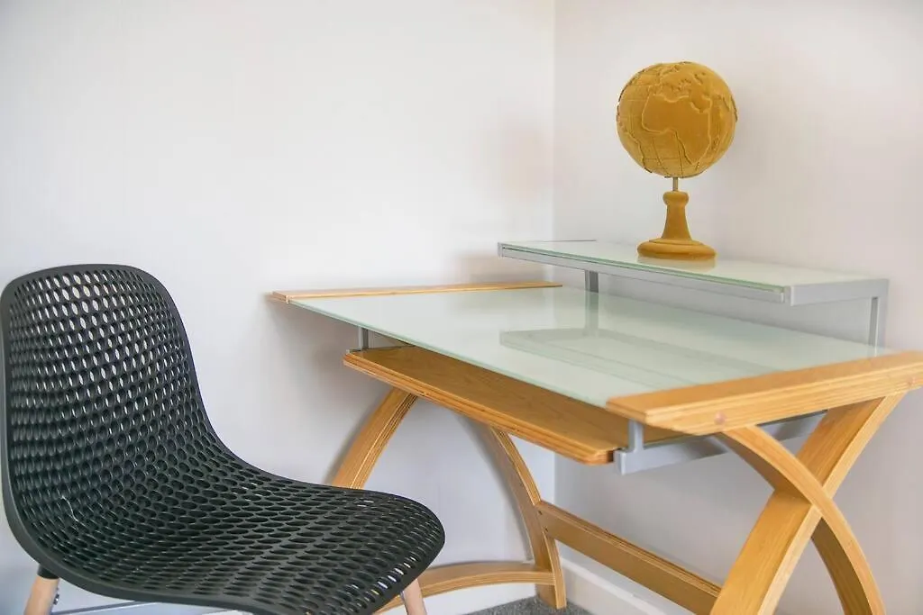 Faulds Crescent Lodge ✪ Grampian Lettings Ltd Aberdeen